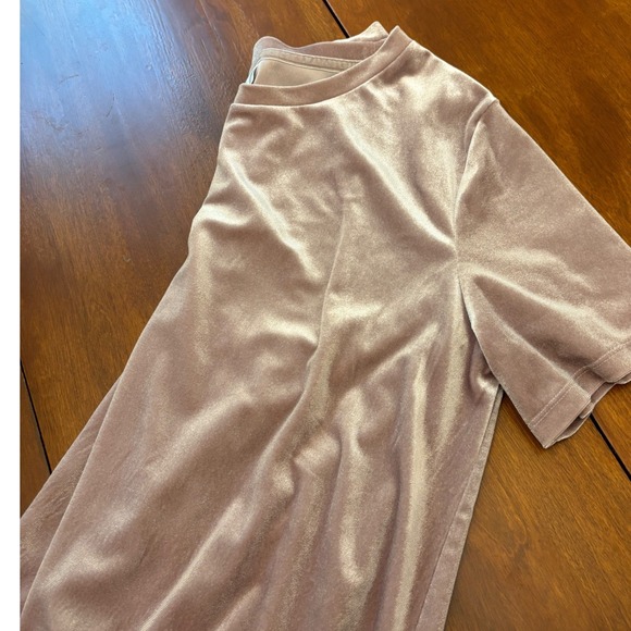 Old Navy Velvet T-Shirt Casual Short Sleeve Top‎ Soft Pink Women's L Luxe EUC - Picture 8 of 8